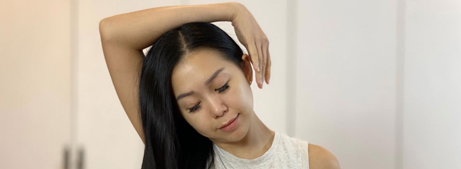 How to Give Yourself a Neck and Shoulder Stretch